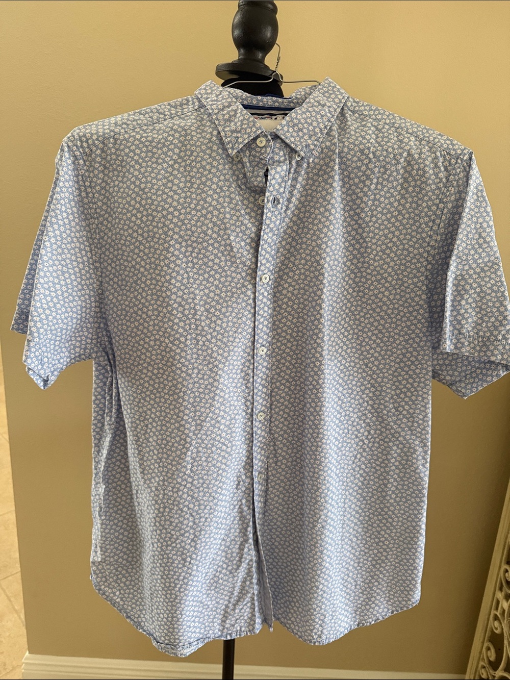 Denim & Flower Light Blue Short-Sleeve Button-Down Shirt with Micro Print XL